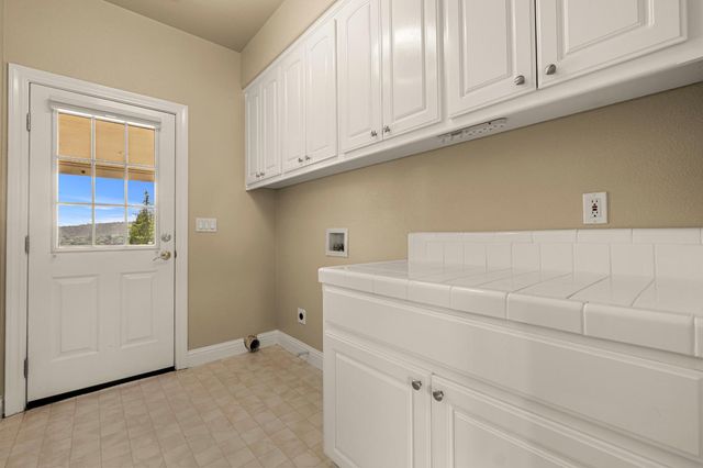 4029 Schelin Ct, Cameron Park, CA 95682