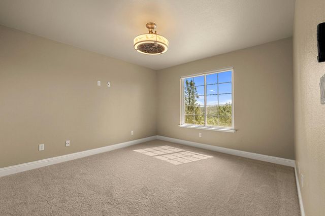 4029 Schelin Ct, Cameron Park, CA 95682
