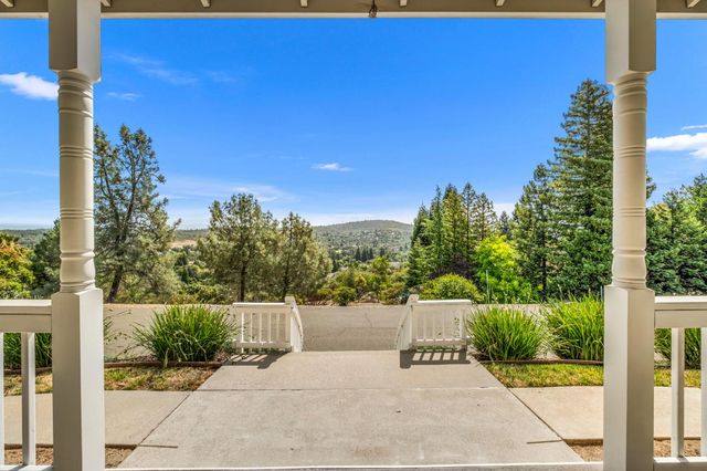4029 Schelin Ct, Cameron Park, CA 95682