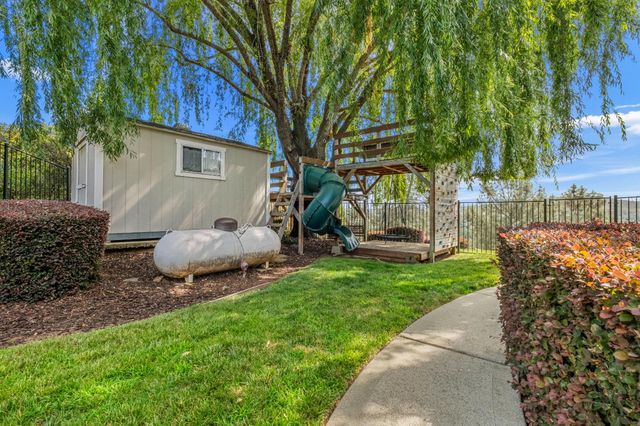 4029 Schelin Ct, Cameron Park, CA 95682