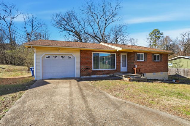 5703 Dagney Lane, Hixson, TN 37343