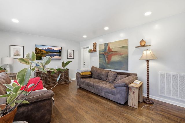 5703 Dagney Lane, Hixson, TN 37343