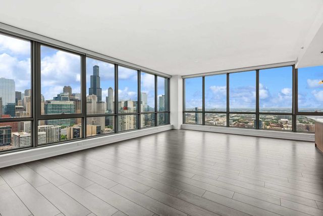 164 N Peoria Street 3605, Chicago, IL 60607