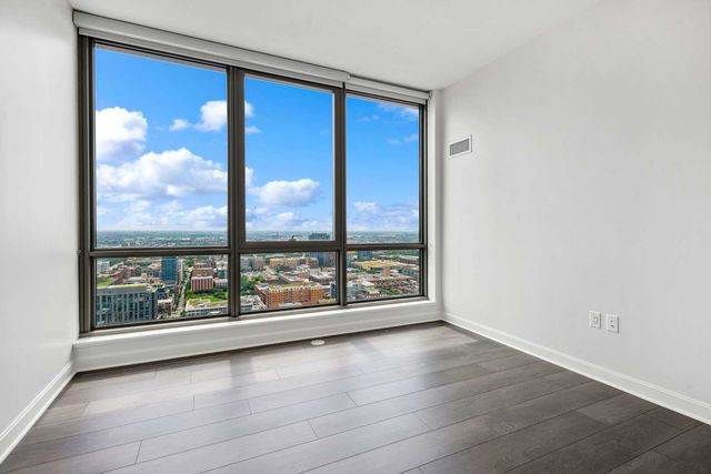 164 N Peoria Street 3605, Chicago, IL 60607