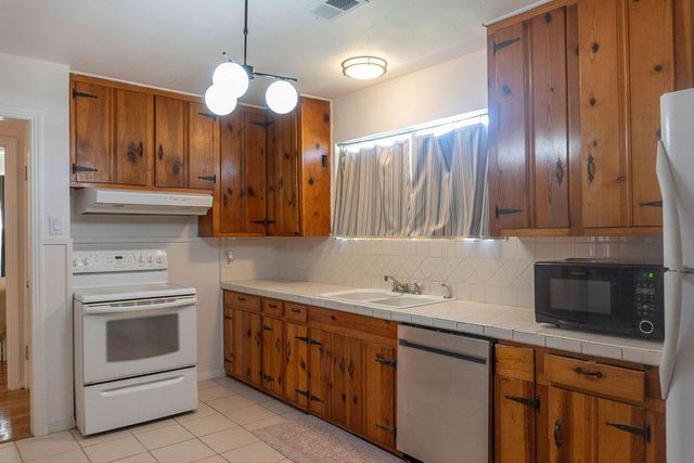 665 Parson Drive, Beaumont, TX 77706