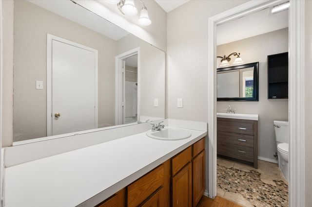 1406 Colonnade Drive, Arlington, TX 76018