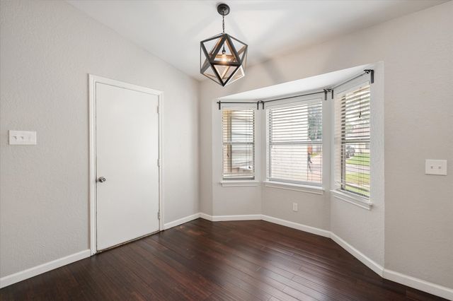 1406 Colonnade Drive, Arlington, TX 76018