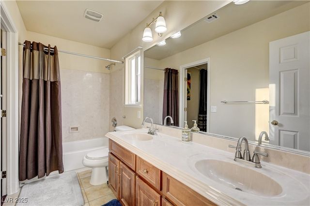 8405 Moondance Cellars Court, Las Vegas, NV 89139