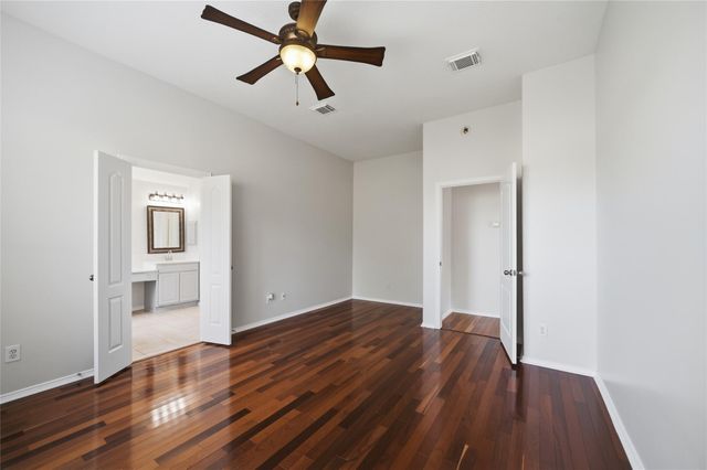 510 Cedar Point Drive, League City, TX 77573
