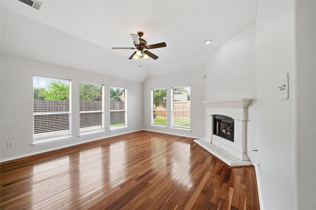 510 Cedar Point Drive, League City, TX 77573