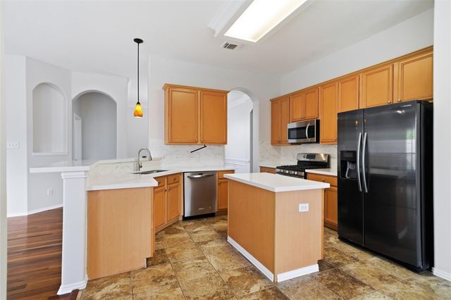 510 Cedar Point Drive, League City, TX 77573