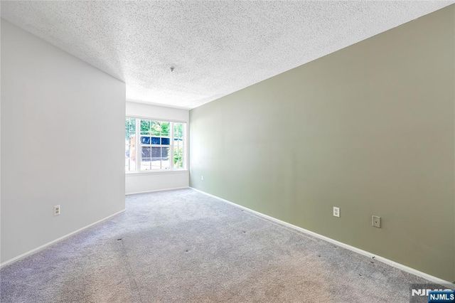 1123 Hyde Park Court 1123, Mahwah, NJ 07430