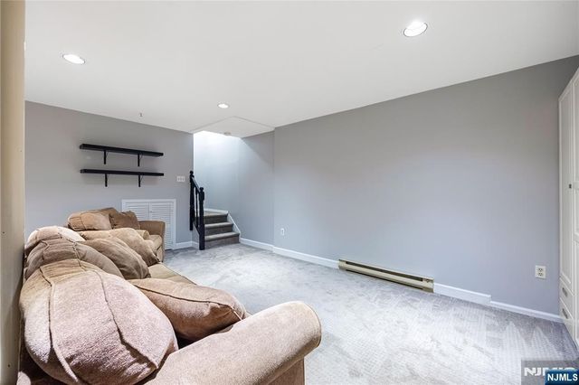 1123 Hyde Park Court 1123, Mahwah, NJ 07430