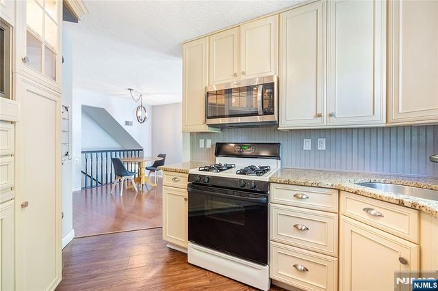 1123 Hyde Park Court 1123, Mahwah, NJ 07430