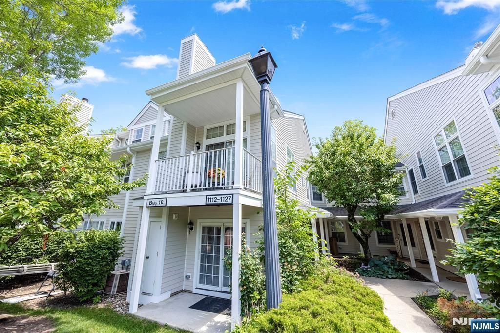 1123 Hyde Park Court 1123, Mahwah, NJ 07430