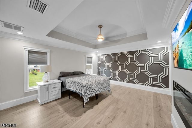 321 NE 19th ST, Cape Coral, FL 33909