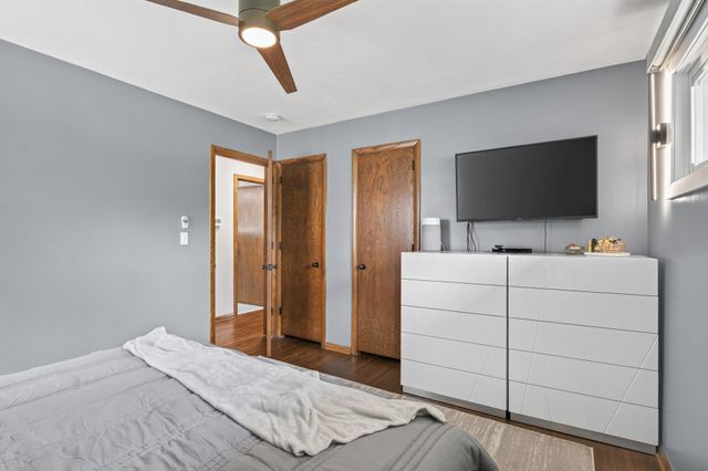 1516 Aquila Avenue N, Golden Valley, MN 55427