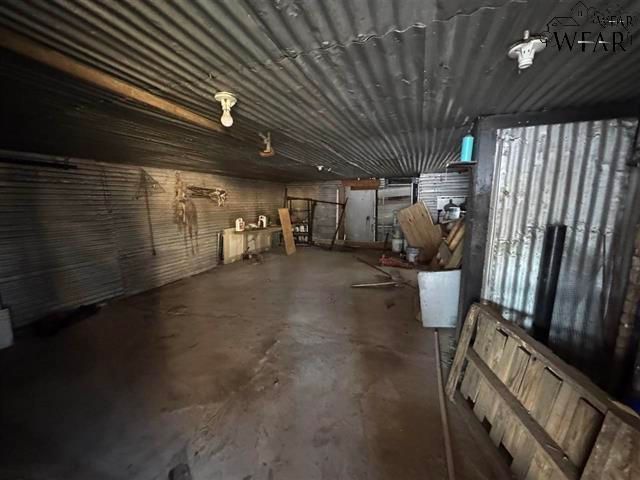 509 E 4TH STREET, Burkburnett, TX 76354