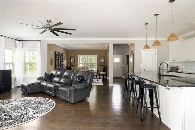 488 Dorchester Street, Clemmons, NC 27012
