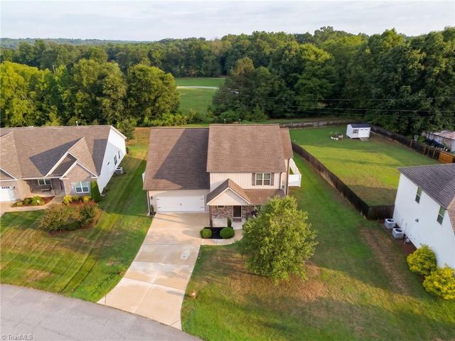488 Dorchester Street, Clemmons, NC 27012