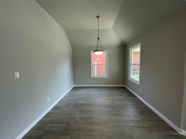 1019 E Hattie Street, Fort Worth, TX 76104