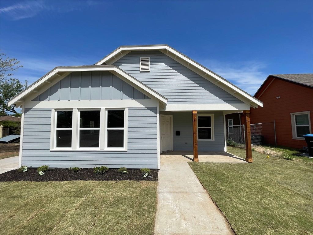 1019 E Hattie Street, Fort Worth, TX 76104