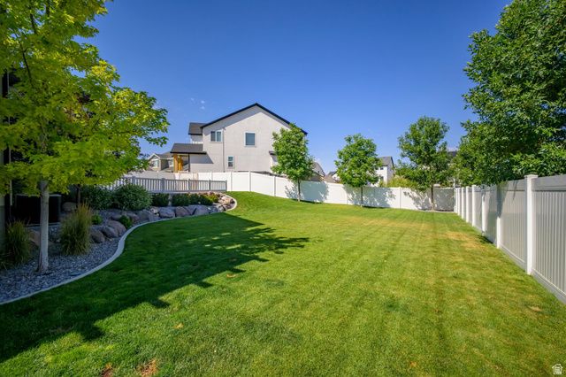 1904 E JANIE CIR, Saratoga Springs, UT 84045