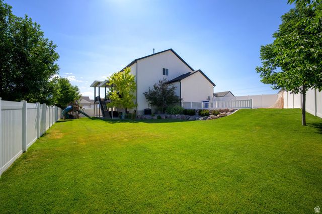 1904 E JANIE CIR, Saratoga Springs, UT 84045