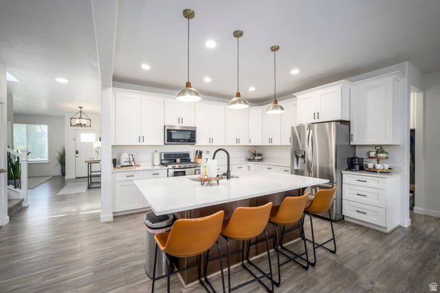 1904 E JANIE CIR, Saratoga Springs, UT 84045
