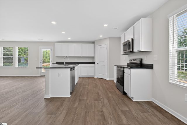 103 Spring Knoll Way, Fountain Inn, SC 29644