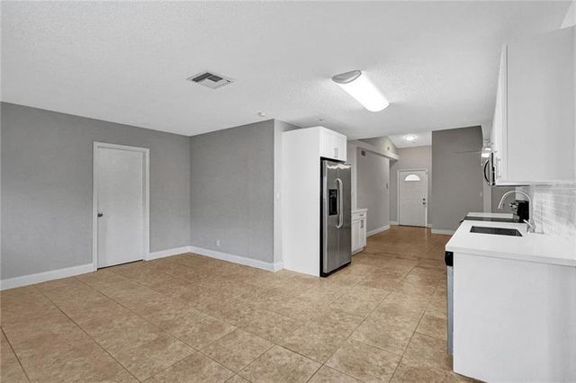 8221 SW 3rd Court, North Lauderdale, FL 33068