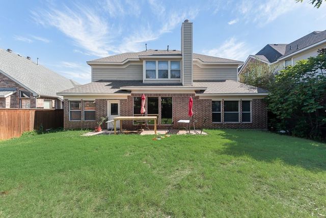 712 Lathrop Street, Lantana, TX 76226