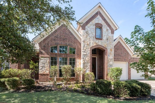 712 Lathrop Street, Lantana, TX 76226