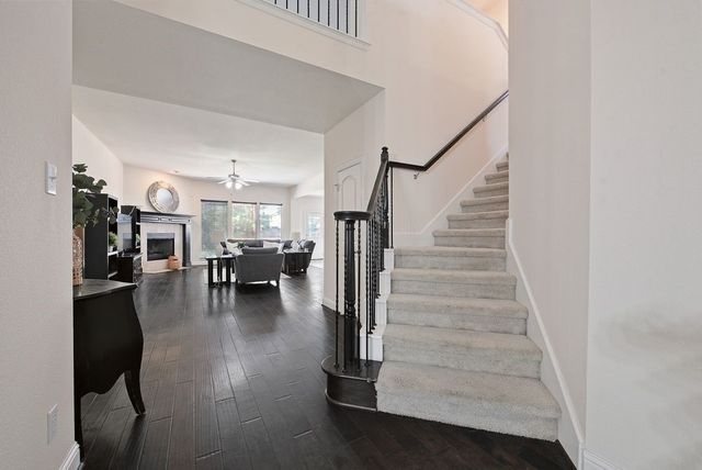 712 Lathrop Street, Lantana, TX 76226