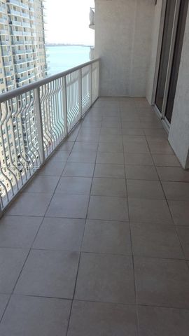 1200 Brickell Bay Dr 2506, Miami, FL 33131