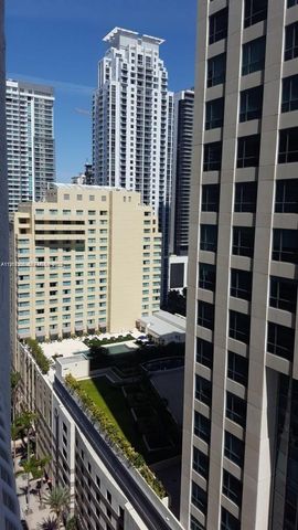 1200 Brickell Bay Dr 2506, Miami, FL 33131