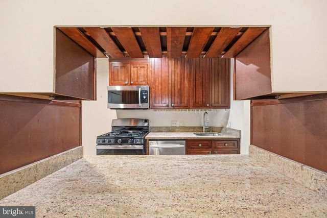5312 EAST CAPITOL ST NE, Washington, DC 20019
