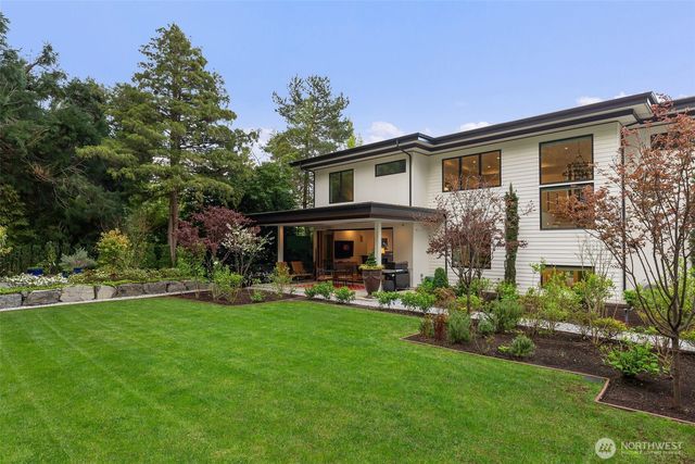 9818 SE 42nd Place, Mercer Island, WA 98040