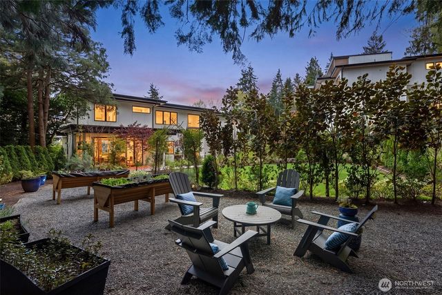 9818 SE 42nd Place, Mercer Island, WA 98040
