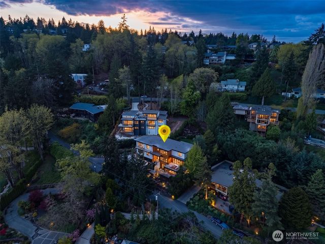 9818 SE 42nd Place, Mercer Island, WA 98040