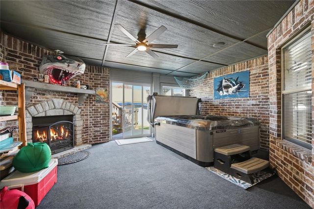 501 SW 28th Street, Moore, OK 73160
