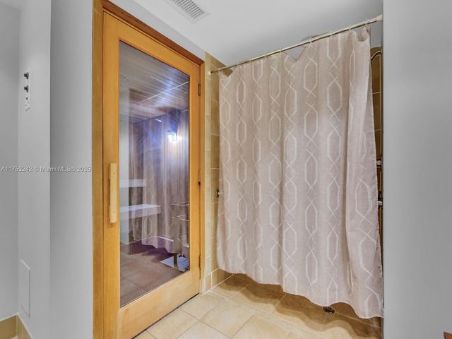 1861 NW S River Dr 1410, Miami, FL 33125