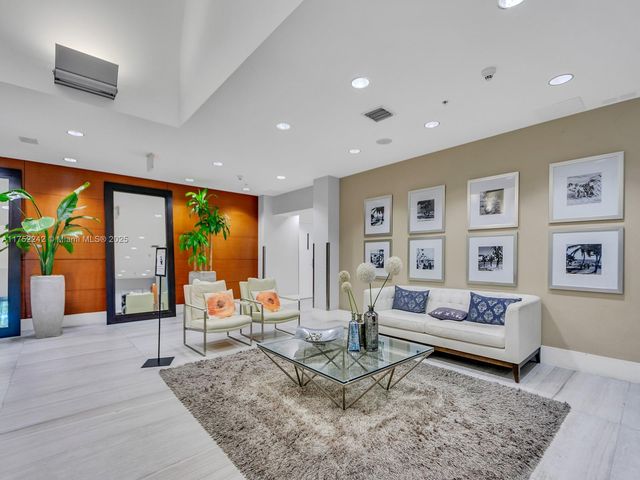 1861 NW S River Dr 1410, Miami, FL 33125