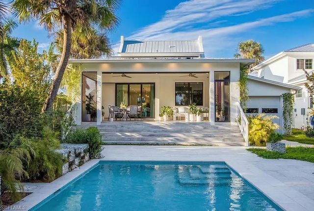 144 JEEPERS DR, Naples, FL 34112