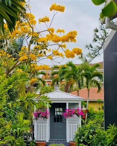 144 JEEPERS DR, Naples, FL 34112