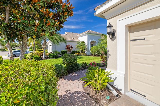 5437 CHATHAM SQUARE WAY, Bradenton, FL 34203