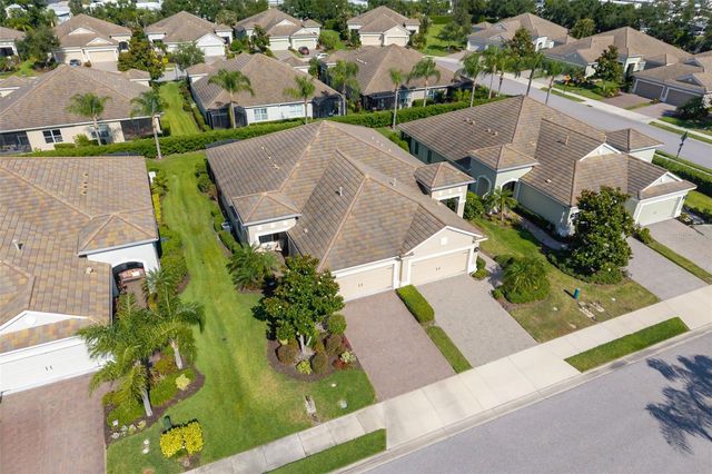 5437 CHATHAM SQUARE WAY, Bradenton, FL 34203