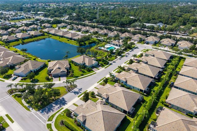 5437 CHATHAM SQUARE WAY, Bradenton, FL 34203