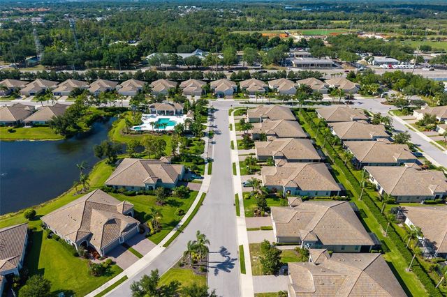 5437 CHATHAM SQUARE WAY, Bradenton, FL 34203