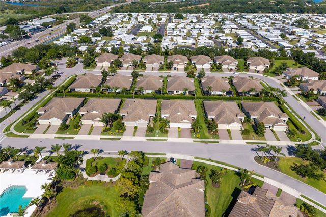 5437 CHATHAM SQUARE WAY, Bradenton, FL 34203